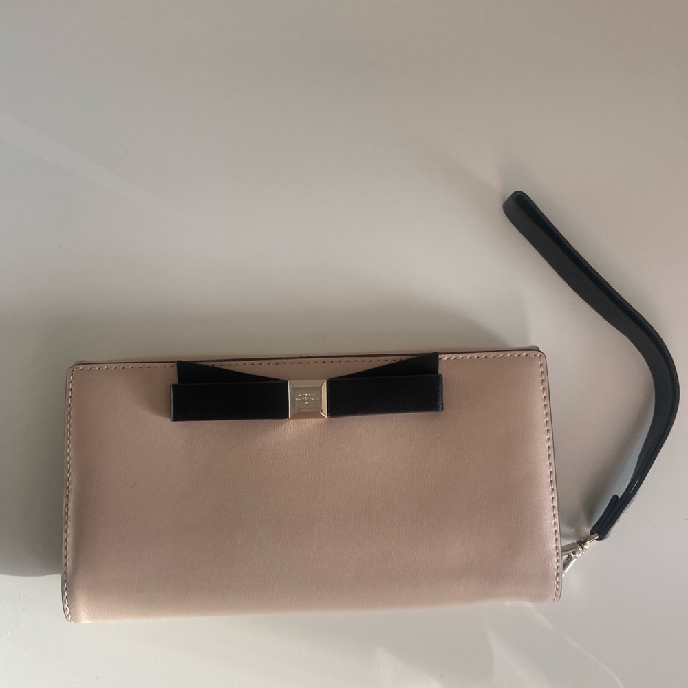 NWOT Kate Spade Leather Linney Hancock Park Large Wallet Wristlet WLRU2225